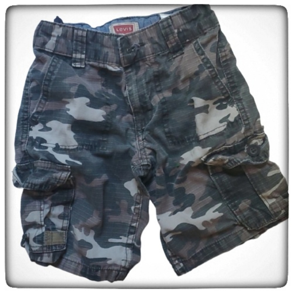 Levi's Black/Grey Camouflage Cargo Shorts-6